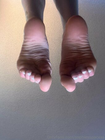 Sophiesspaces / sophiesspace / sophiesspacess Nude Leaks OnlyFans Photo 2