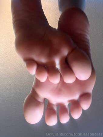 Sophiesspaces / sophiesspace / sophiesspacess Nude Leaks OnlyFans Photo 3