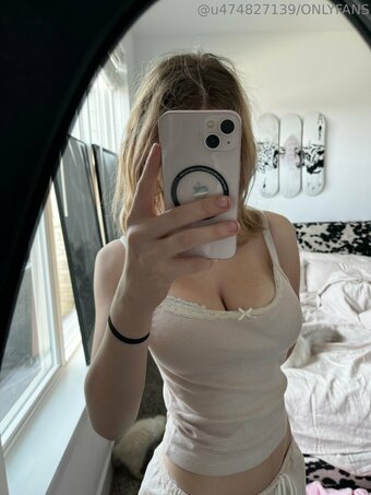 sophssecretspace Nude Leaks Photo 10