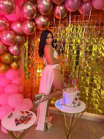 Soy Yipa Nude Leaks Photo 2