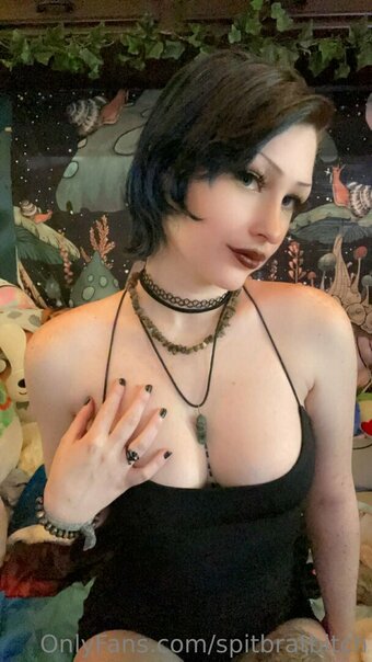 spitbratbitch spitbratbitch