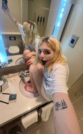 Splitika / uhh_uma Nude Leaks Photo 3