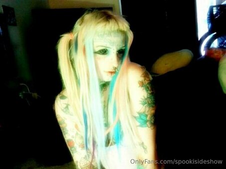 spookisideshow Nude Leaks Photo 9