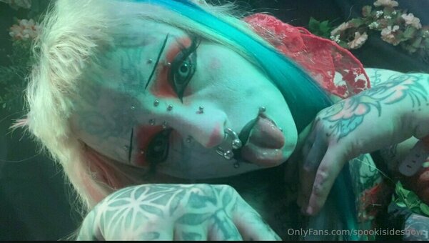 spookisideshow Nude Leaks Photo 14