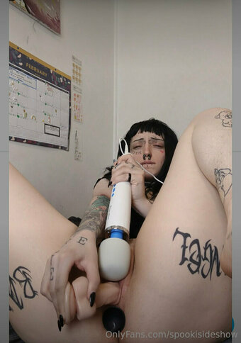 spookisideshow Nude Leaks Photo 17