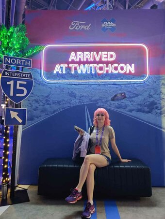 SquishShe / squishsheofficial / squishwhore Nude Leaks OnlyFans Photo 13