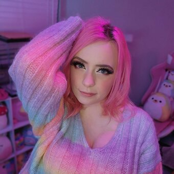 SquishShe / squishsheofficial / squishwhore Nude Leaks OnlyFans Photo 14