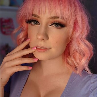 SquishShe / squishsheofficial / squishwhore Nude Leaks OnlyFans Photo 23