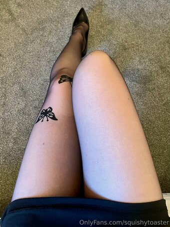 squishytoaster Nude Leaks Photo 4