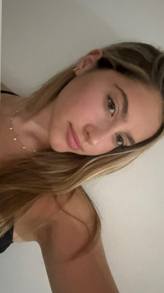 ssoficontreras_ / _sofiacontreras_ Nude Leaks Photo 1