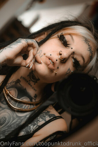 st.hell Nude Leaks Photo 2