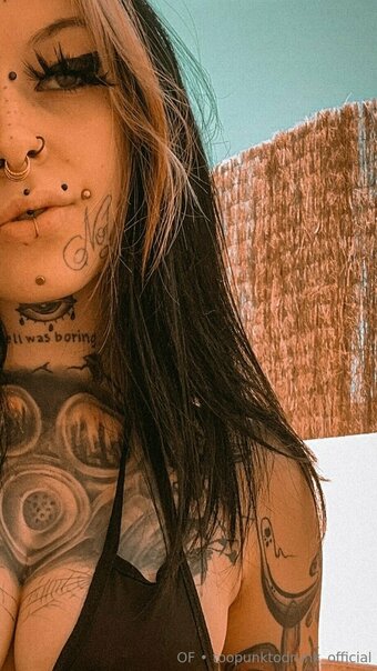 st.hell Nude Leaks Photo 6