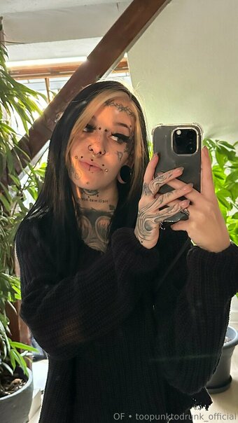 st.hell Nude Leaks Photo 13