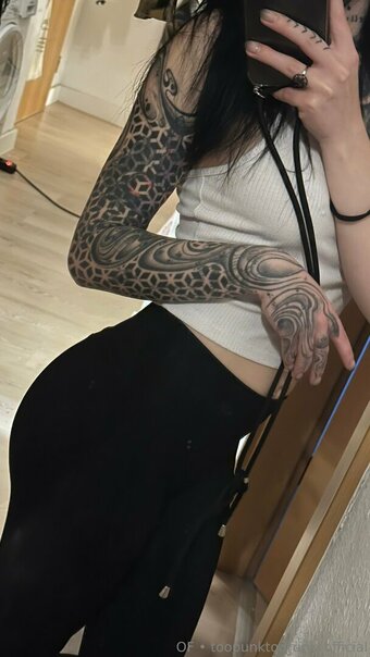 st.hell Nude Leaks Photo 21