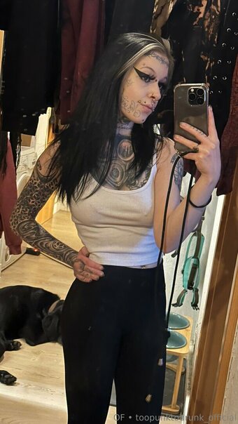 st.hell Nude Leaks Photo 22