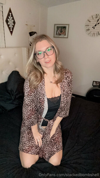 stackedbombshell Nude Leaks Photo 8