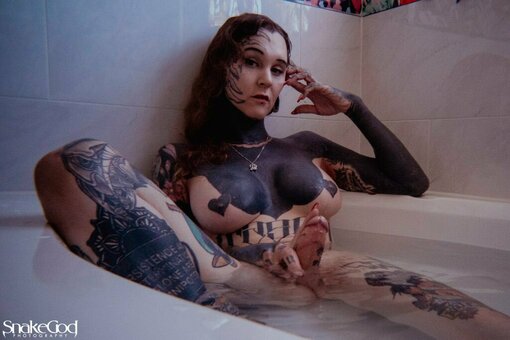 Stacy Pipedream / https: / stacy_pipedream / stacypipedream / stacysbleeding Nude Leaks OnlyFans Photo 7