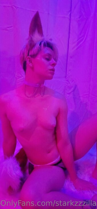 starkzzzilla Nude Leaks Photo 20