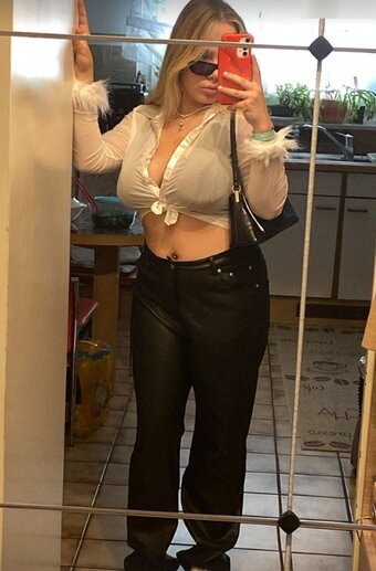 Steffihmn / steffi_hmn Nude Leaks OnlyFans Photo 3