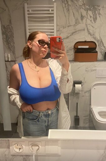 Steffihmn / steffi_hmn Nude Leaks OnlyFans Photo 4