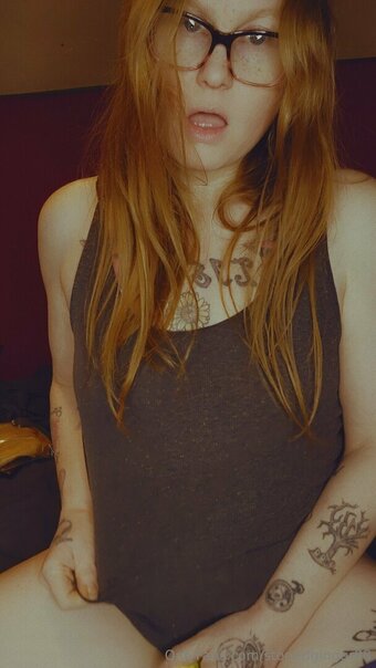stonedginger88 Nude Leaks Photo 9