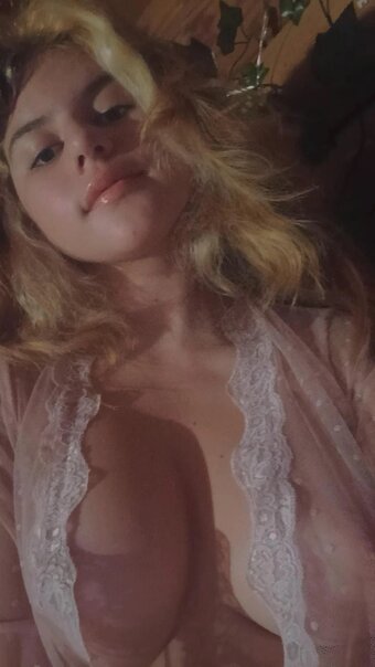 StrangeRabbit / strangecolorfulrabbit / thatrabbit Nude Leaks OnlyFans Photo 2