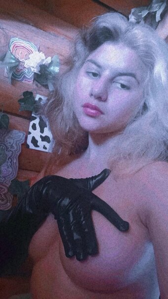 StrangeRabbit / strangecolorfulrabbit / thatrabbit Nude Leaks OnlyFans Photo 4