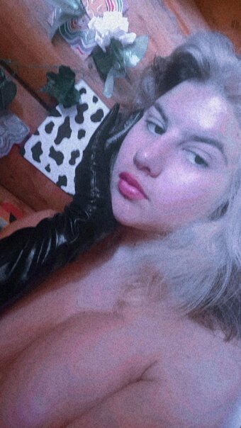 StrangeRabbit / strangecolorfulrabbit / thatrabbit Nude Leaks OnlyFans Photo 5