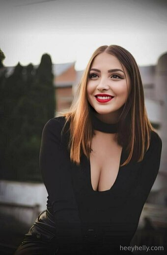 strangerhelly Nude Leaks Photo 5