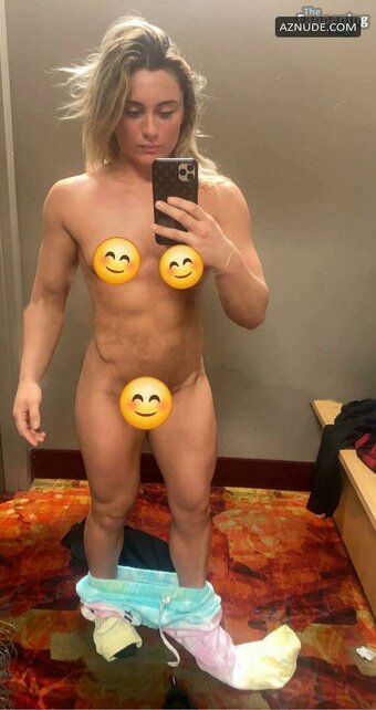 stratton Nude Leaks Photo 2