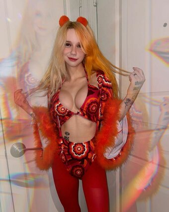 strawberryswitch / https: / urliability Nude Leaks OnlyFans Photo 15