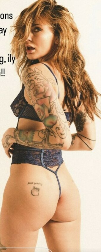 strawbritty / goesbybrit Nude Leaks OnlyFans Photo 2