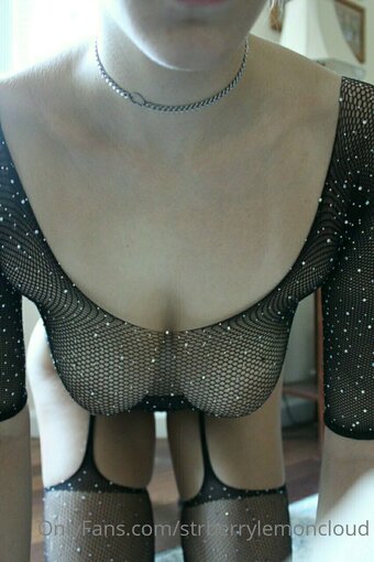 strberrylemoncloud Nude Leaks Photo 9