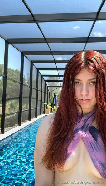 strongvampirex Nude Leaks Photo 5