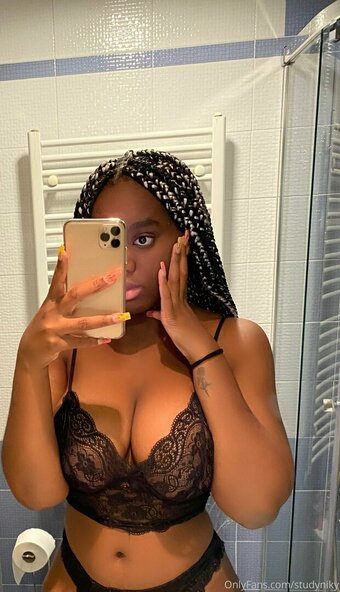 Studyniky / studyniky_1 Nude Leaks OnlyFans Photo 4