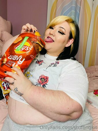 stuffingkit Nude Leaks Photo 5