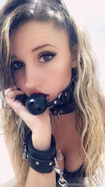 submissive_kat Nude Leaks Photo 10