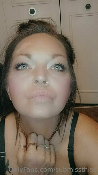 submissthiss Nude Leaks Photo 9