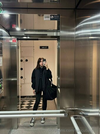 succuba_tinyy Nude Leaks Photo 10