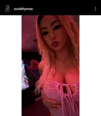 Suckthyrose / https: Nude Leaks Photo 8