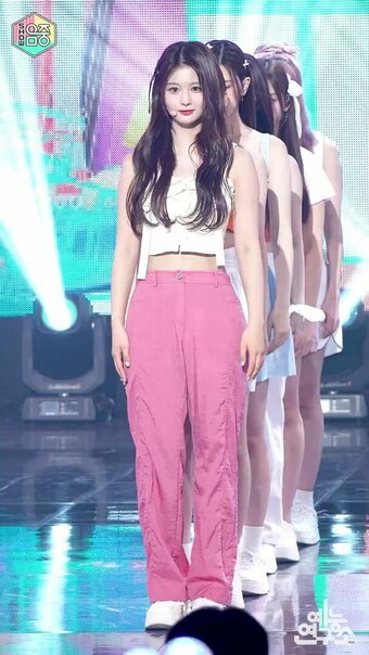 sullyoon Nude Leaks Photo 6