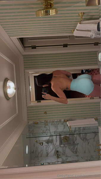 sum.clut Nude Leaks Photo 10