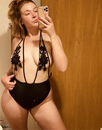sun4yourmoon / misssdalton Nude Leaks Photo 18