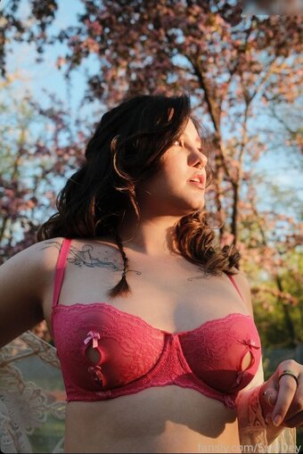 Sunidey / Sage the Muse Nude Leaks Photo 34