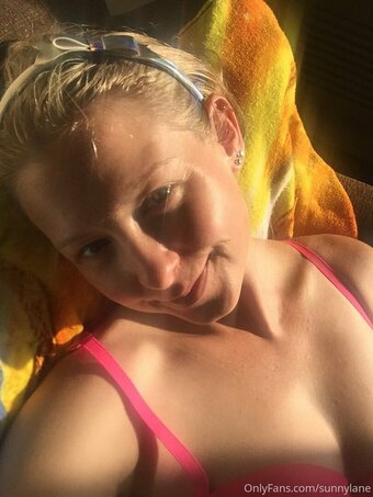 sunnylanefree Nude Leaks Photo 27