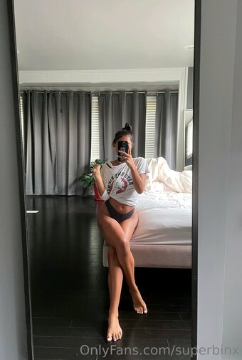 Superbinx / Mercedes Delusive Nude Leaks OnlyFans Photo 2