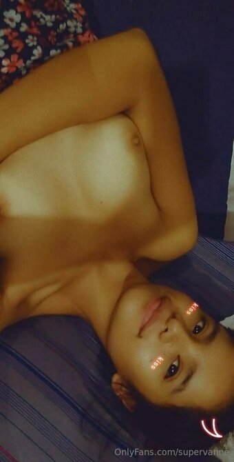 supervanne Nude Leaks Photo 16