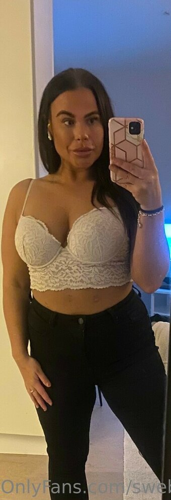 SweBabe1 / Swedishgirl Nathaliee / scheb1 Nude Leaks OnlyFans Photo 5