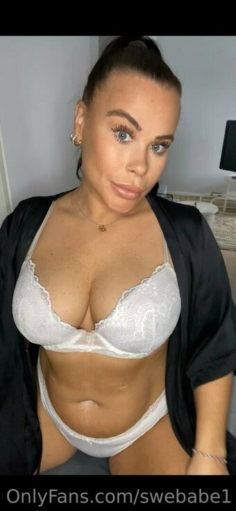 SweBabe1 / Swedishgirl Nathaliee / scheb1 Nude Leaks OnlyFans Photo 26