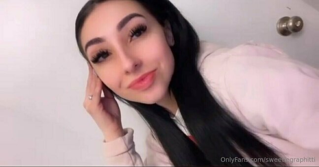 sweetiegraphitti / sweetiegraffitiparty Nude Leaks OnlyFans Photo 14